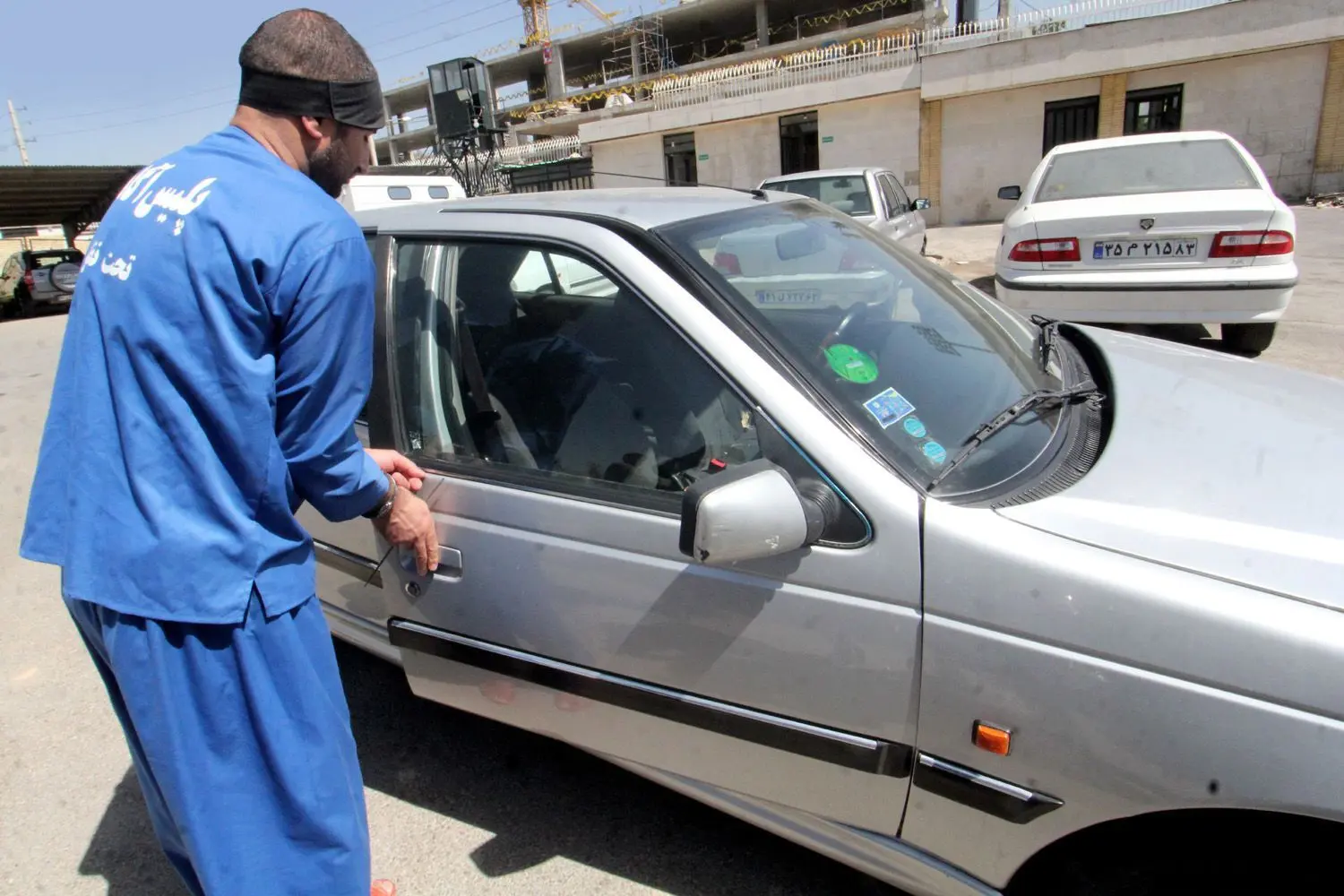 انهدام باند ۵ نفره جاعلان اسکناس و سارقان لوازم داخل خودرو