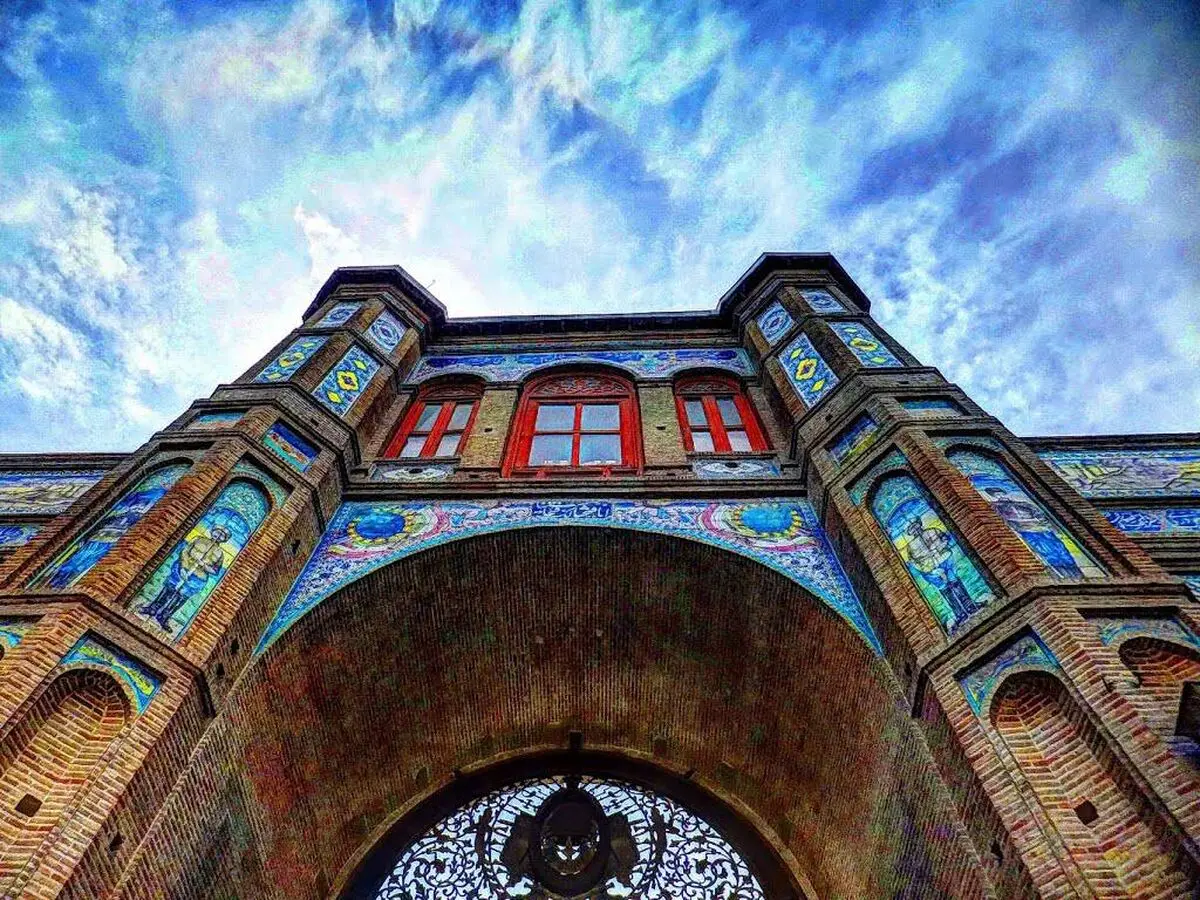 تهرانگردی رایگان در فجر