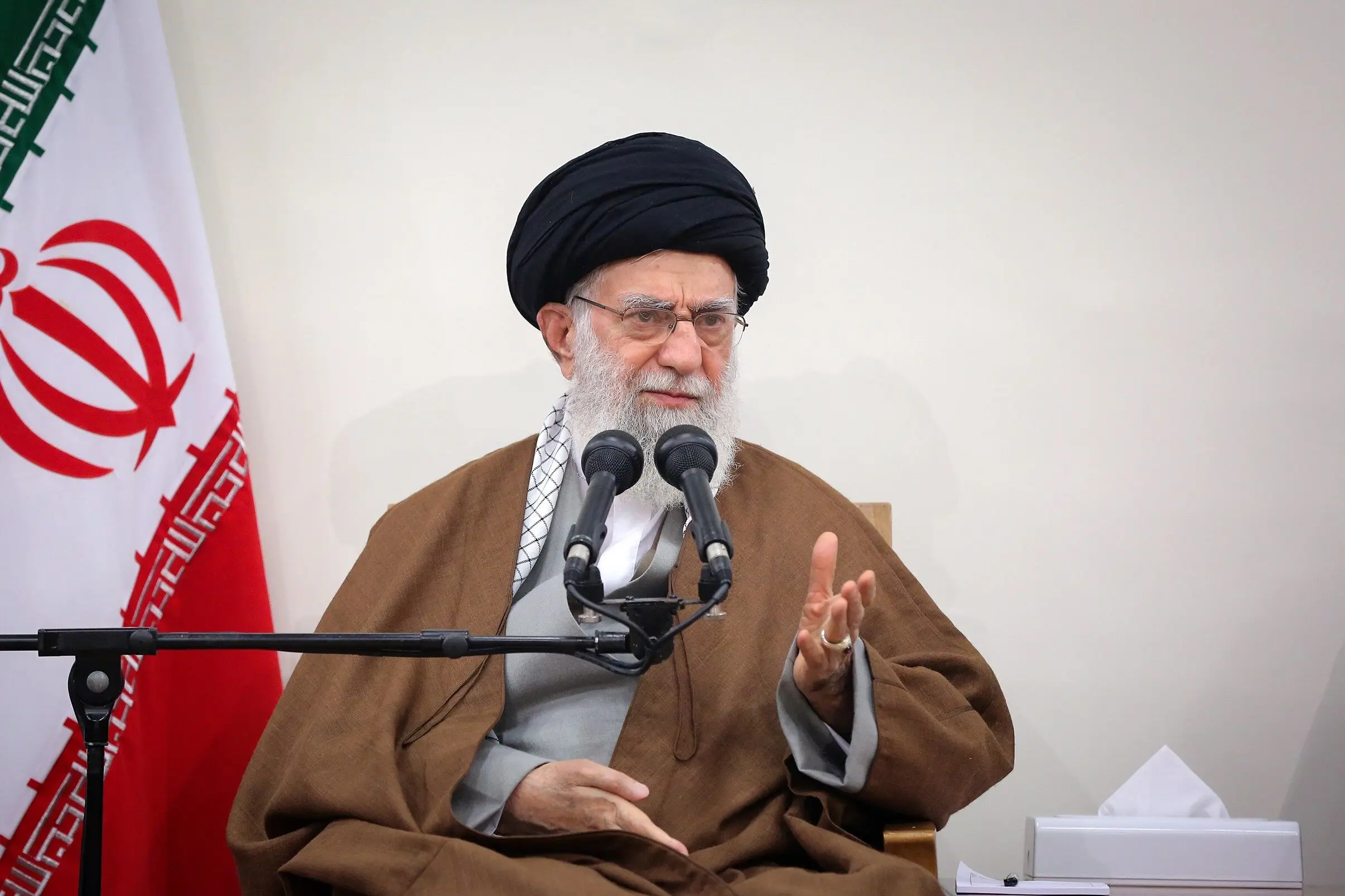 ایستادگی ملت ایران آمریکا را عصبانی کرده است