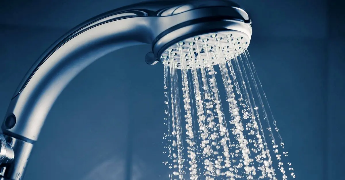 چطور بدون حمام رفتن خوشبو و تمیز بمانیم؟