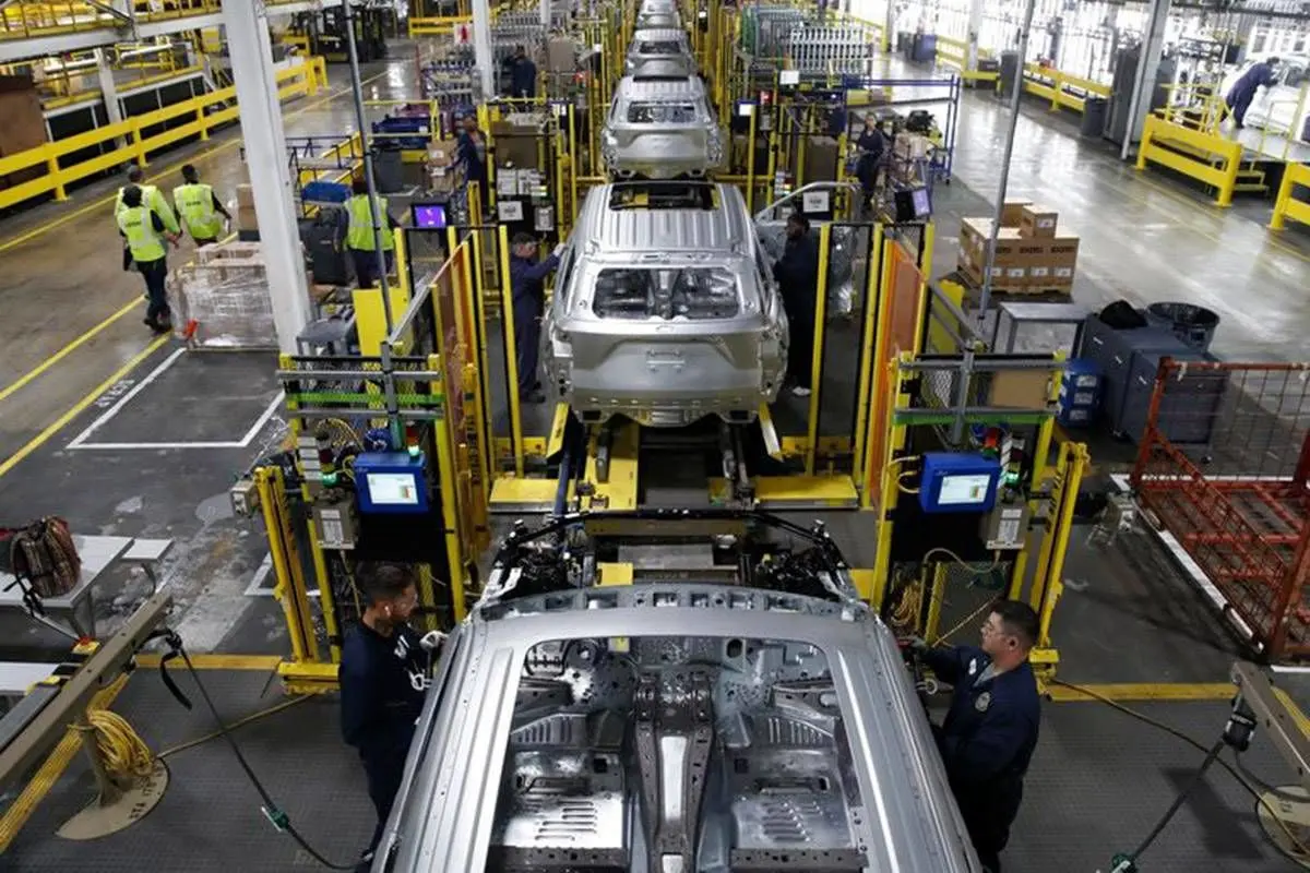 تعطیلی خودروسازان آمریکایی تا کی ادامه دارد؟