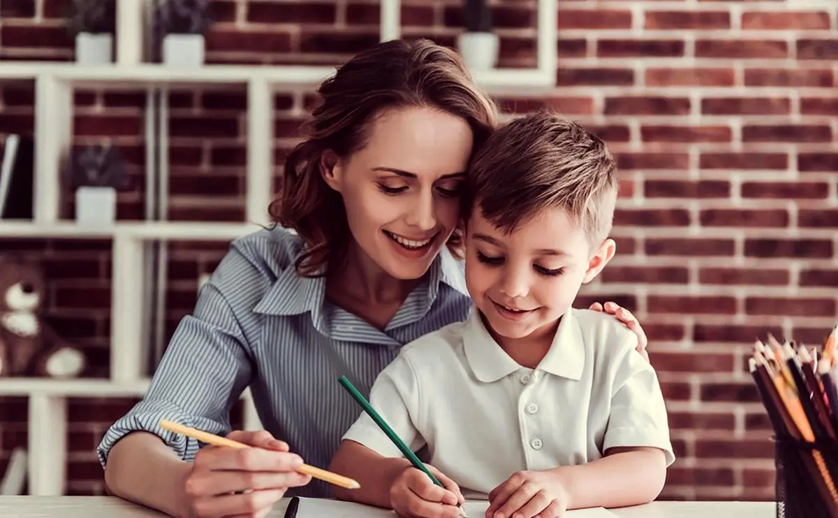 چگونه کودکان را به انجام تکالیف مدرسه تشویق کنیم؟