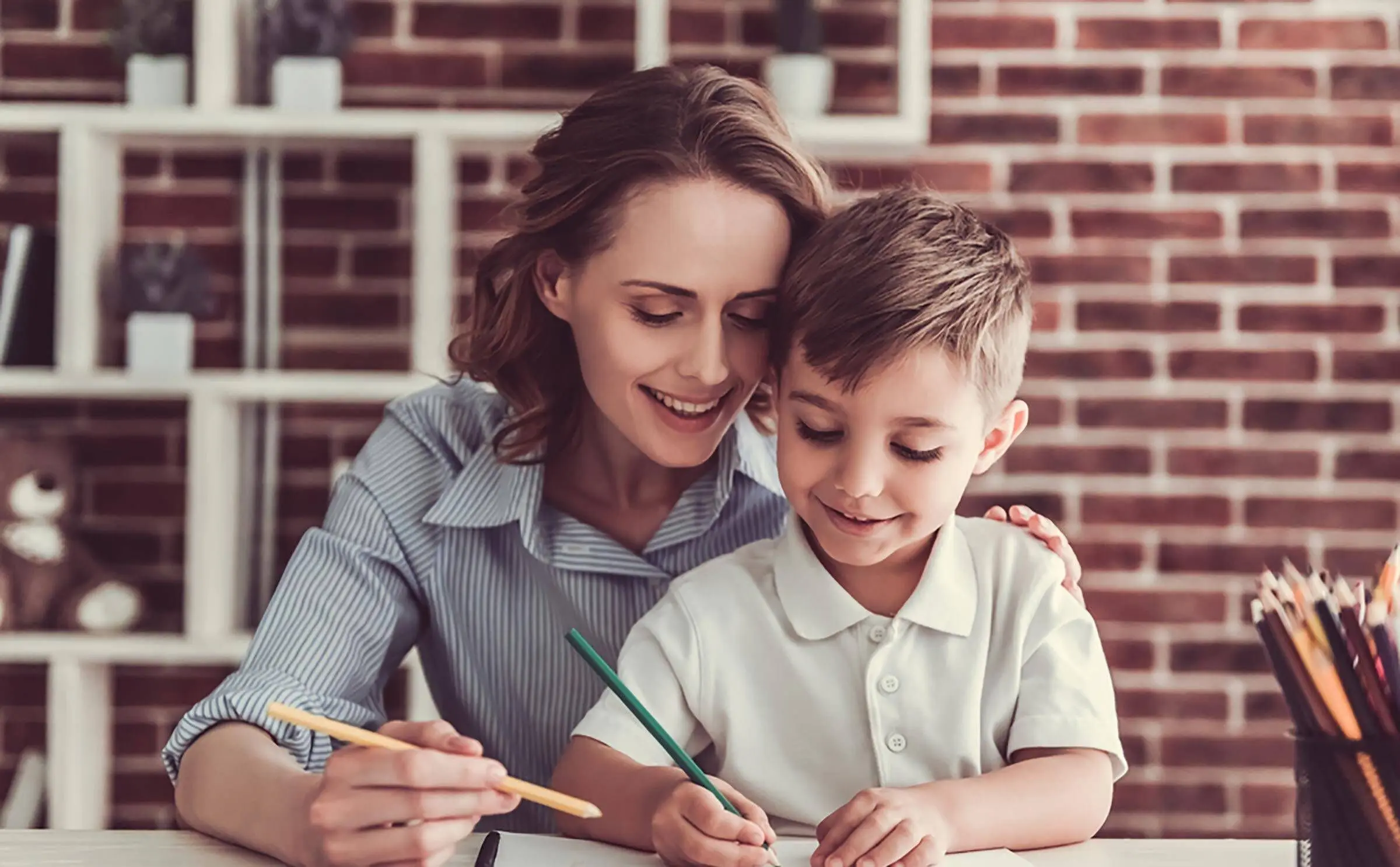 چگونه کودکان را به انجام تکالیف مدرسه تشویق کنیم؟