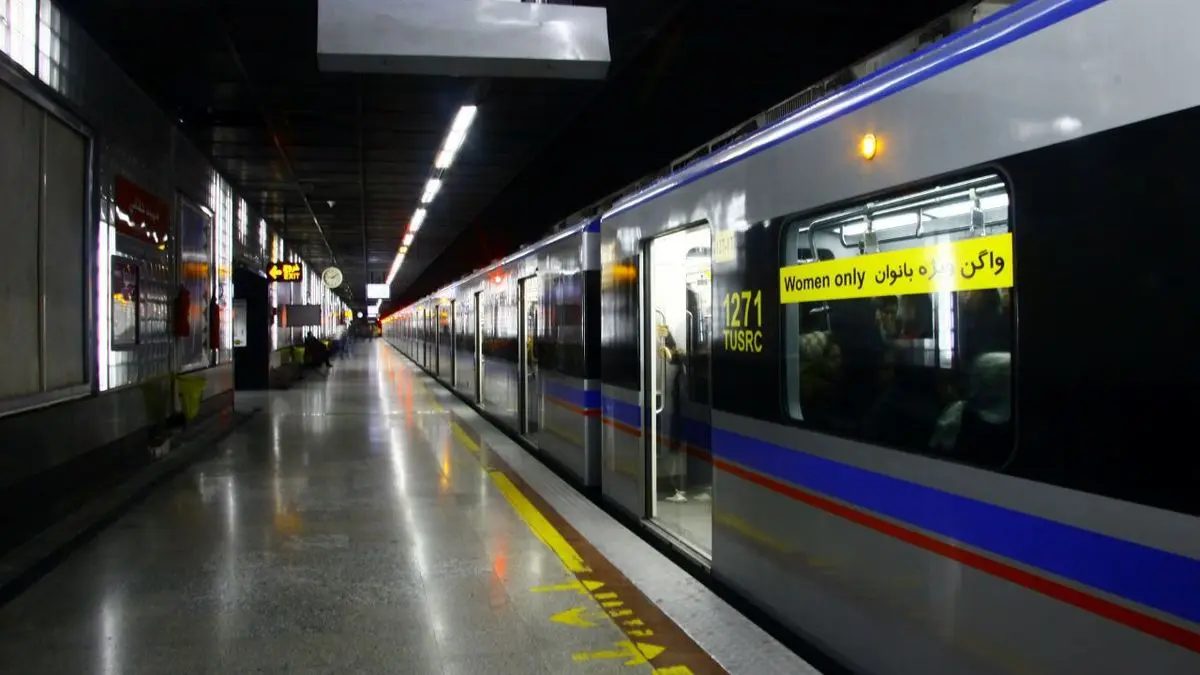 هشدار؛ مترو کانون کرونا در تهران شده است