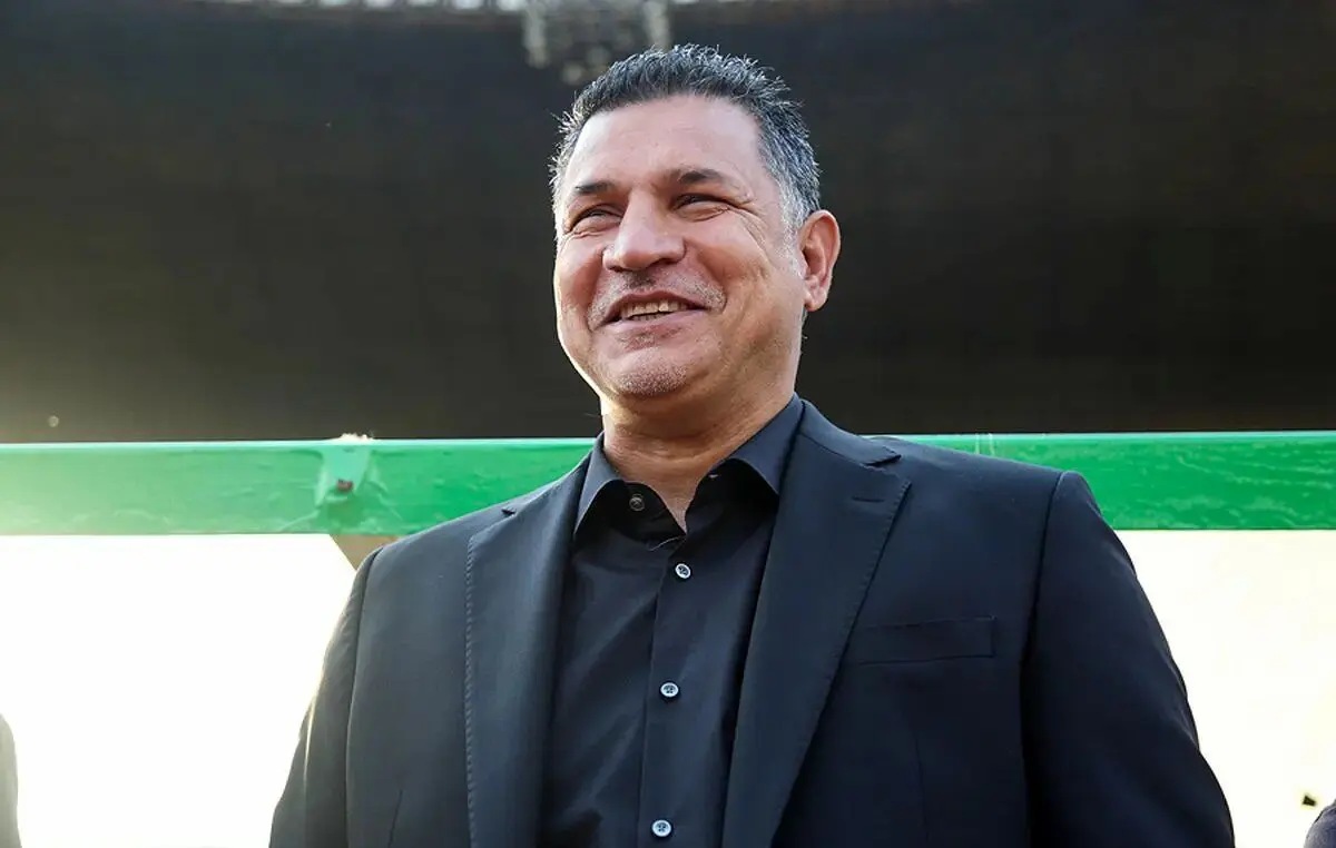 ۱۰۰۰،۰۰۰،۰۰۰،۰۰۰ تومان برای استادیوم علی دایی