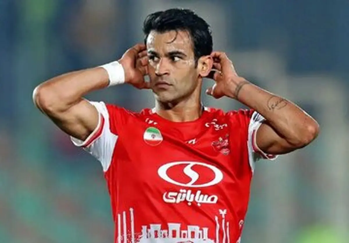 استقلال برای انتقال جنجالی مهاجم پرسپولیس با یک تیم توافق کرد