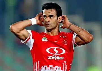 استقلال برای انتقال جنجالی مهاجم پرسپولیس با یک تیم توافق کرد