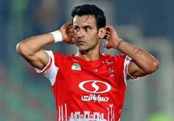 استقلال برای انتقال جنجالی مهاجم پرسپولیس با یک تیم توافق کرد