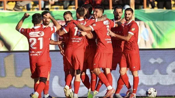 ادعای یک پرسپولیسی: این داور همشهری من است و می خواهد همه چیز را به هم بریزد | این اشتباهات در دربی جبران ناپذیر خواهد بود