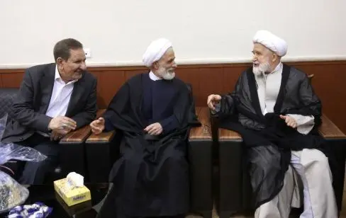 مهدی کروبی در کنار معاونان پزشکیان و روحانی پس از رفع حصر + عکس