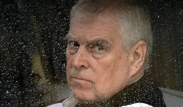 احتمال تحقیق پارلمان درباره نقش اندرو مونتباتن-ویندزور به‌عنوان نماینده تجاری بریتانیا