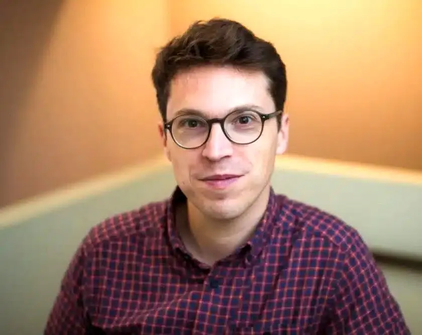 گومس لوئیرو پروفسور علوم هسته‌ای یهودی کیست؟
