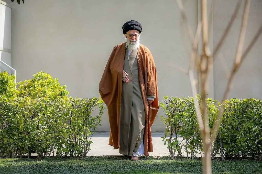دلنوشته‌ دکتر طحان نظیف در فراق امام شهید امت؛ وداعی برای استمرار یک راه