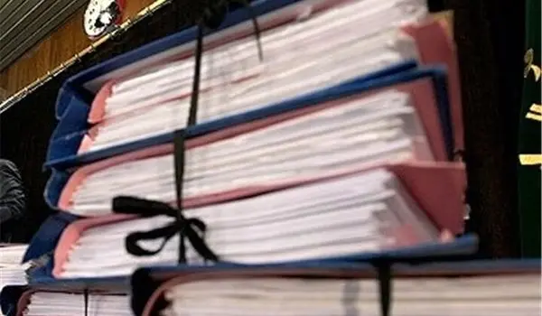 توقیف اموال ۴۰۰ چهره معروف | اعلام اسامی خبرنگاران اینترنشنال و منوتو