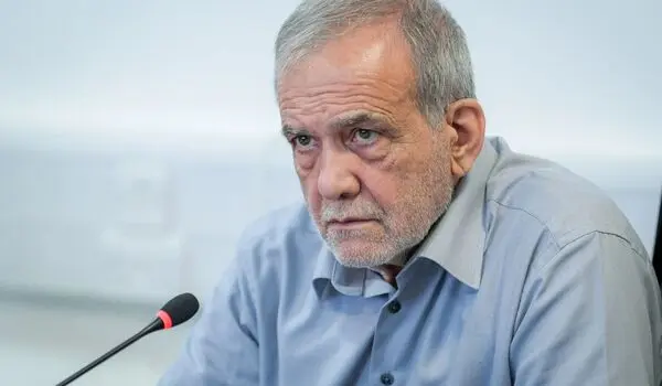 پزشکیان: ۶۰۰ هزار کارت سوخت گازوئیل بی‌هویت از مدار خارج شد