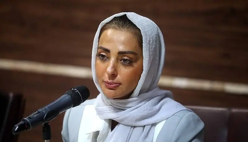 نفیسه روشن و تحولی که بعد از یک خواب در او ایجاد شد؛ وقتی رسیدم به بین الحرمین، اولین چیزی که گفتم این بود: «یا امام حسین، غلط کردم!» چون...+ویدیو