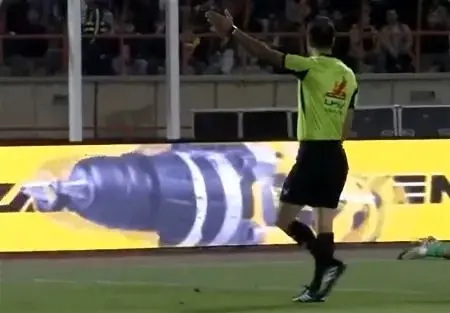 ادامه جنجال بر سر داوری مسابقه پرسپولیس: نظر ۳ کارشناس جدید درباره صحنه مشکوک پنالتی شمس‌آذر