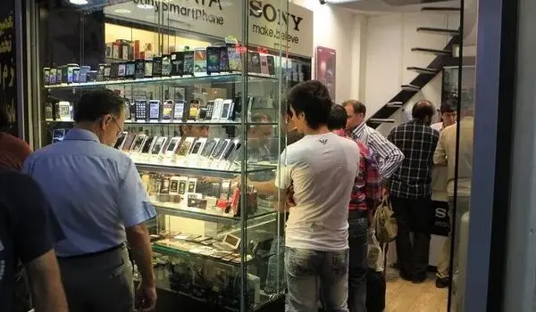 قیمت گوشی سامسونگ، شیائومی و آیفون امروز شنبه ۲۵ مهر ۱۴۰۵