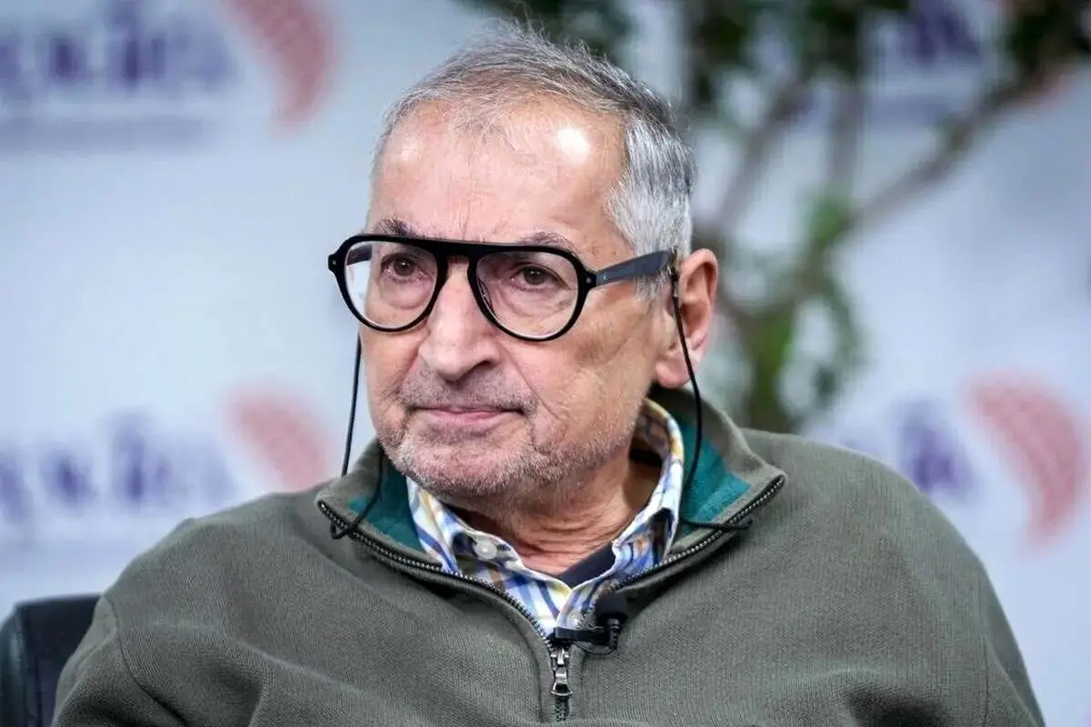 پیش بینی صادق زیبا کلام از مذاکرات و جنگ ایران و امریکا