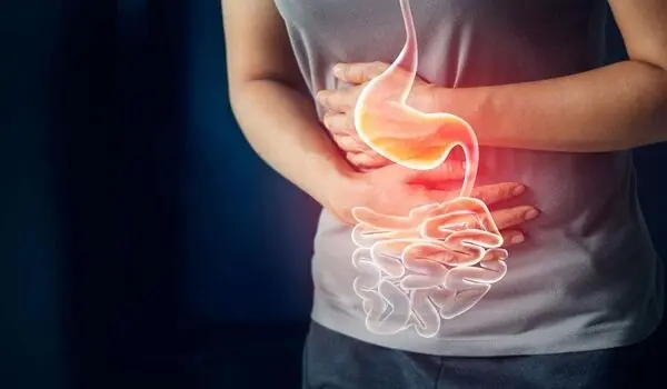 حمله قلبی یا رفلاکس معده؟ چگونه تفاوت این 2 را تشخیص دهیم؟
