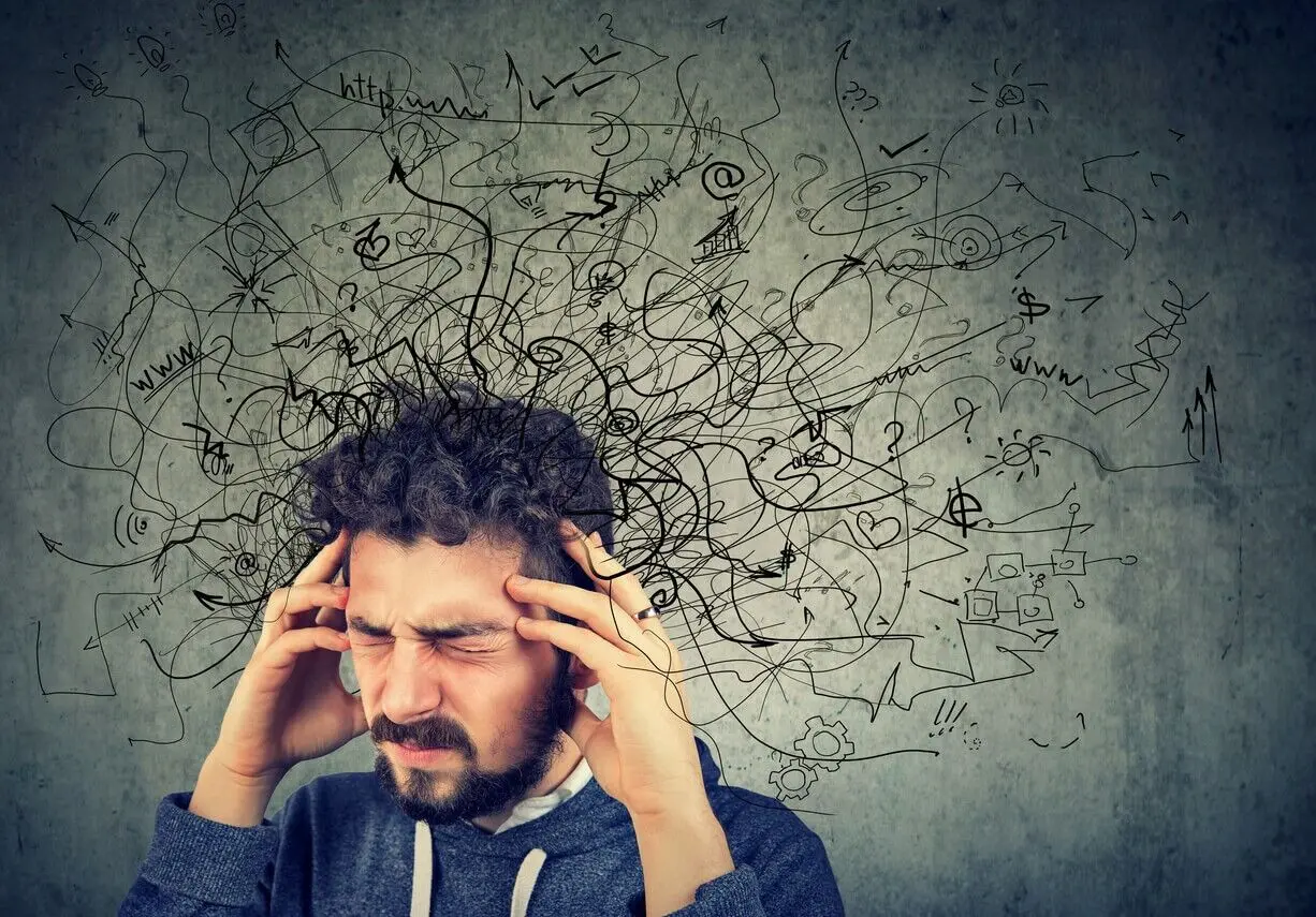 وسواس چیست و چه خطراتی برای سلامت فرد دارد؟