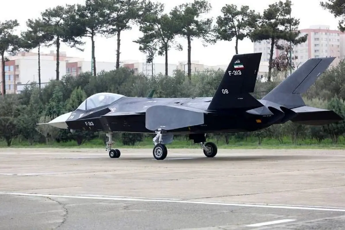 خبر فوری؛ پرواز یک جنگنده جدید در آسمان ایران