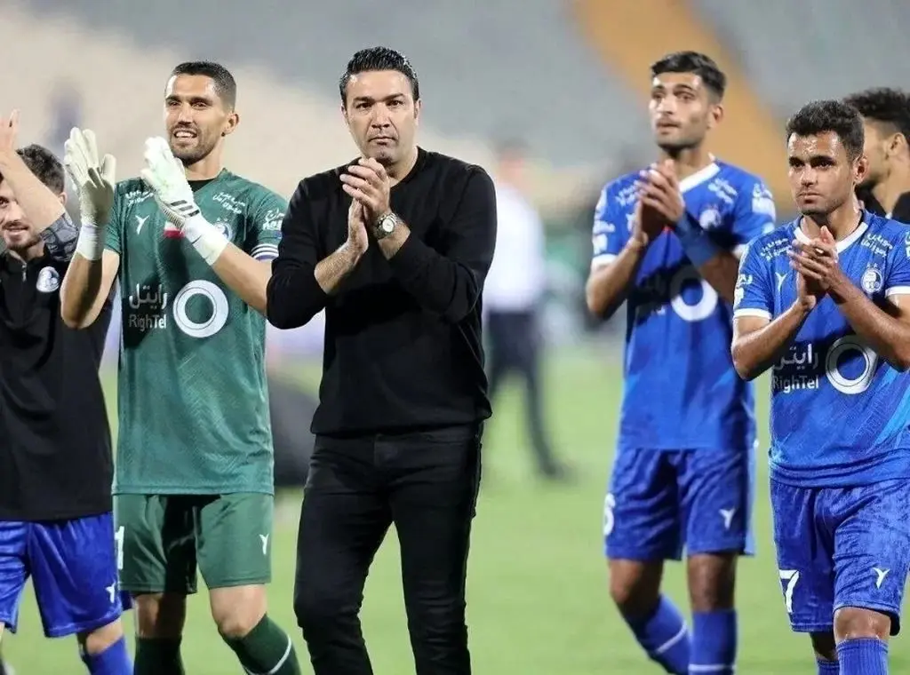 فخرفروشی استقلال به پرسپولیس و تراکتور !