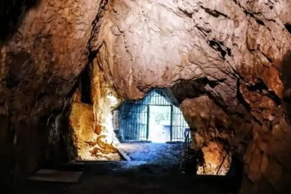 ۶ انسان در این غار خورده شدند! + عکس