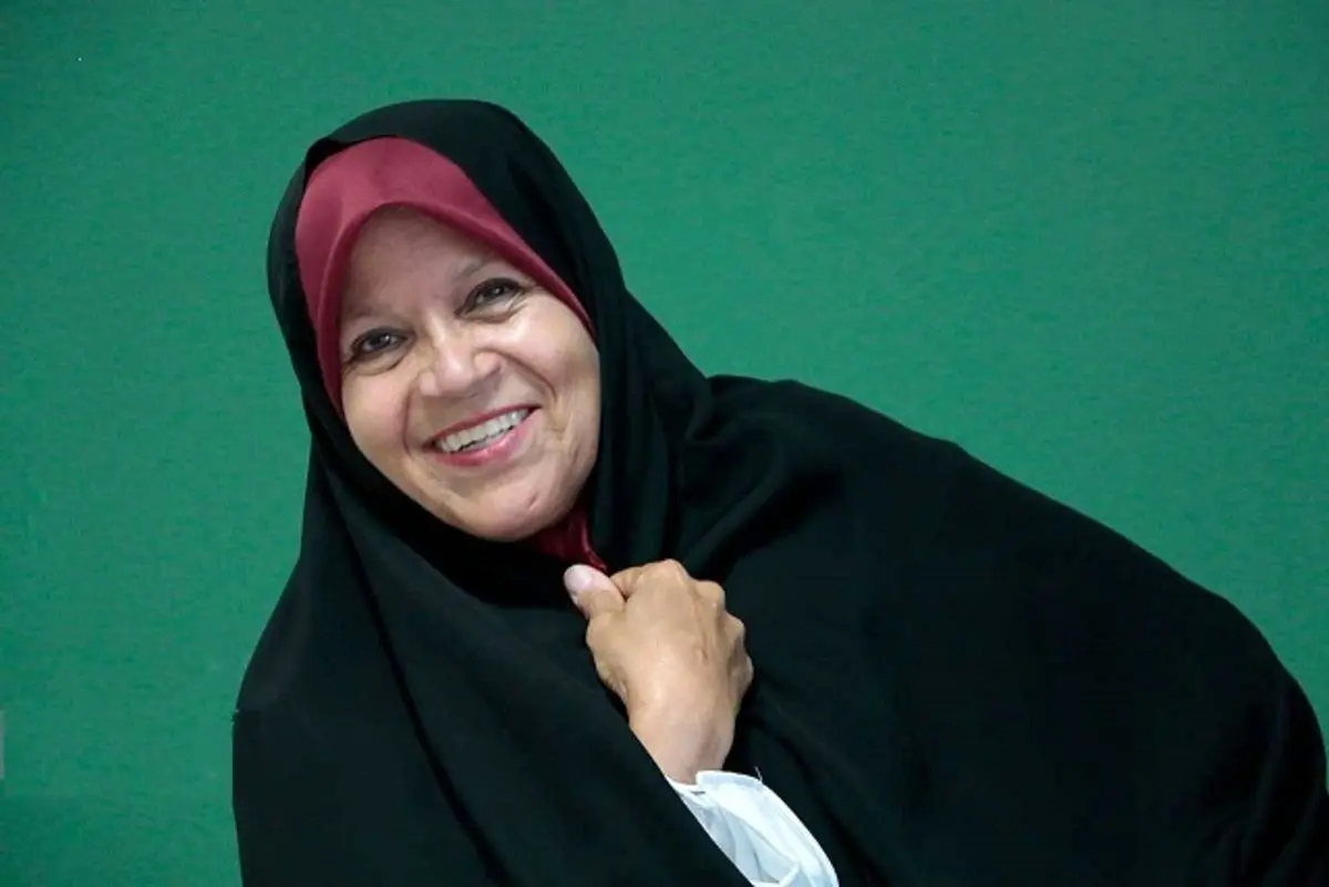 فائزه هاشمی: ویلای گِردی در کلاردشت هست که شایعه شد مال منه؛ صاحبش به پلیس گفته بهم مجوز نمیدادن دیدم تنها راهش اینه که بگم مال فائزه هست! + ویدیو