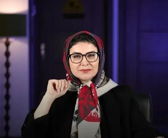 بیوگرافی زهره سادات هاشمی مجری سابق صدا و سیما و اظهارات درباره پیمان جبلی