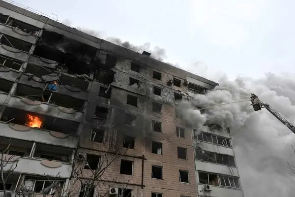 فشار بر رهبران اتحادیه اروپا برای استفاده از دارایی‌های مسدودشده روسیه در تأمین هزینه دفاعی اوکراین