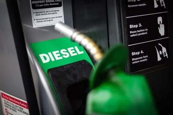 جهش کم‌سابقه قیمت بنزین در آمریکا | قیمت گازوییل از ۶ دلار عبور کرد