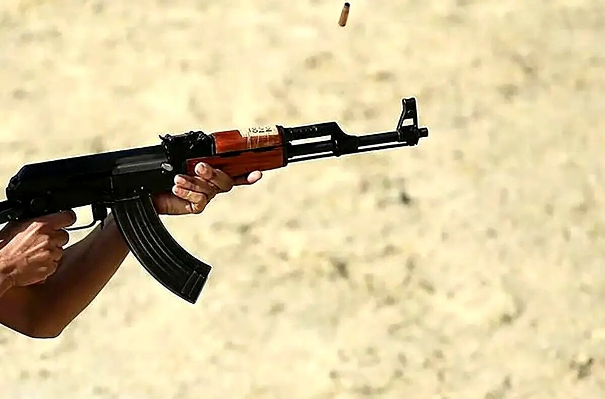 بازداشت خواستگار شروری که بعد از جواب رد خانه دختر را به رگبار بسته بود