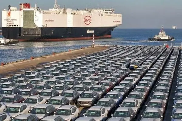 فروش این مدل خودرو کاهش یافت | تاثیر ترامپ بر بازار خودرو