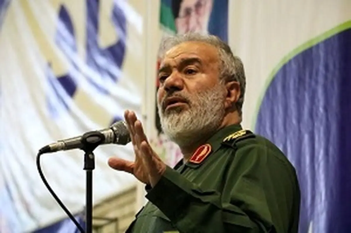 جانشین فرمانده سپاه: در کشور ما هر فردی هر سخنی را آزادانه مطرح میکند و این موضوع باعث جمعآوری آسان اطلاعات برای دشمن آسان میشود