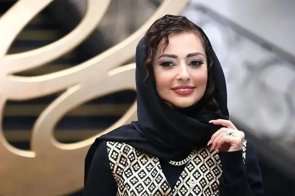 ماجرای طلاق نفیسه روشن از همسر خلبانش