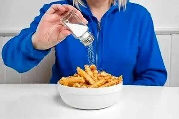 عواقب غیرمنتظره مصرف نمک
