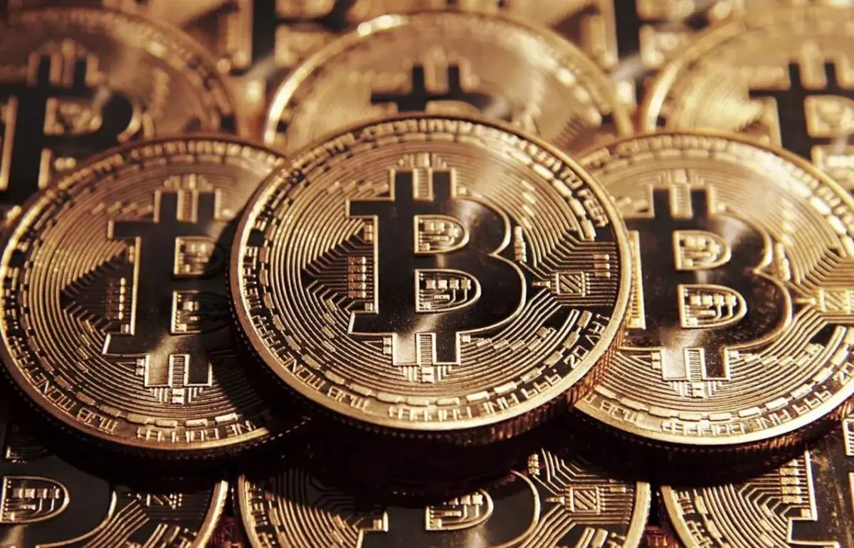 پیش‌بینی قیمت بیت کوین و اتریوم توسط بانک «استاندارد چارترد»
