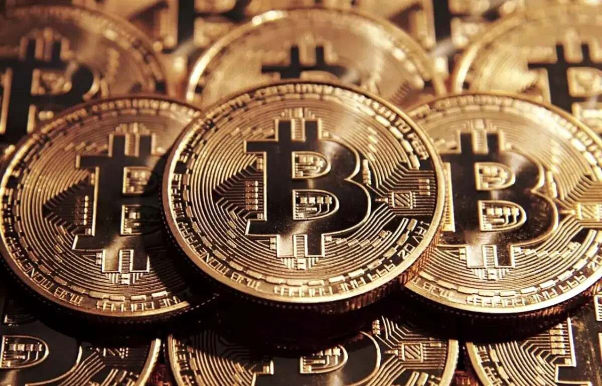 پیش‌بینی قیمت بیت کوین و اتریوم توسط بانک «استاندارد چارترد»
