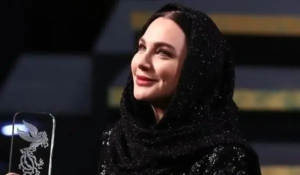 پاسخ بازیگر سوری حاضر در جشنواره فجر به منتقدان حجابش در ایران: هیچ‌کس چیزی را بر من تحمیل نکرد