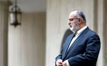 سوال معنادار حسام‌الدین آشنا درباره بگیر و ببندها
