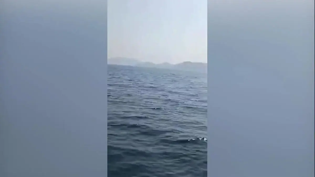 سپاه: انفجار یک سوپرنفتکش در تنگه هرمز بر اثر برخورد با مین دریایی