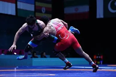 چرا کشتی‌گیران روس مقابل آزادکاران ایرانی در لیگ برتر به برتری رسیدند؟
