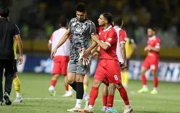 پاسخ سید حسین حسینی به یک سوال جنجالی در مورد استقلال: به موقعش!