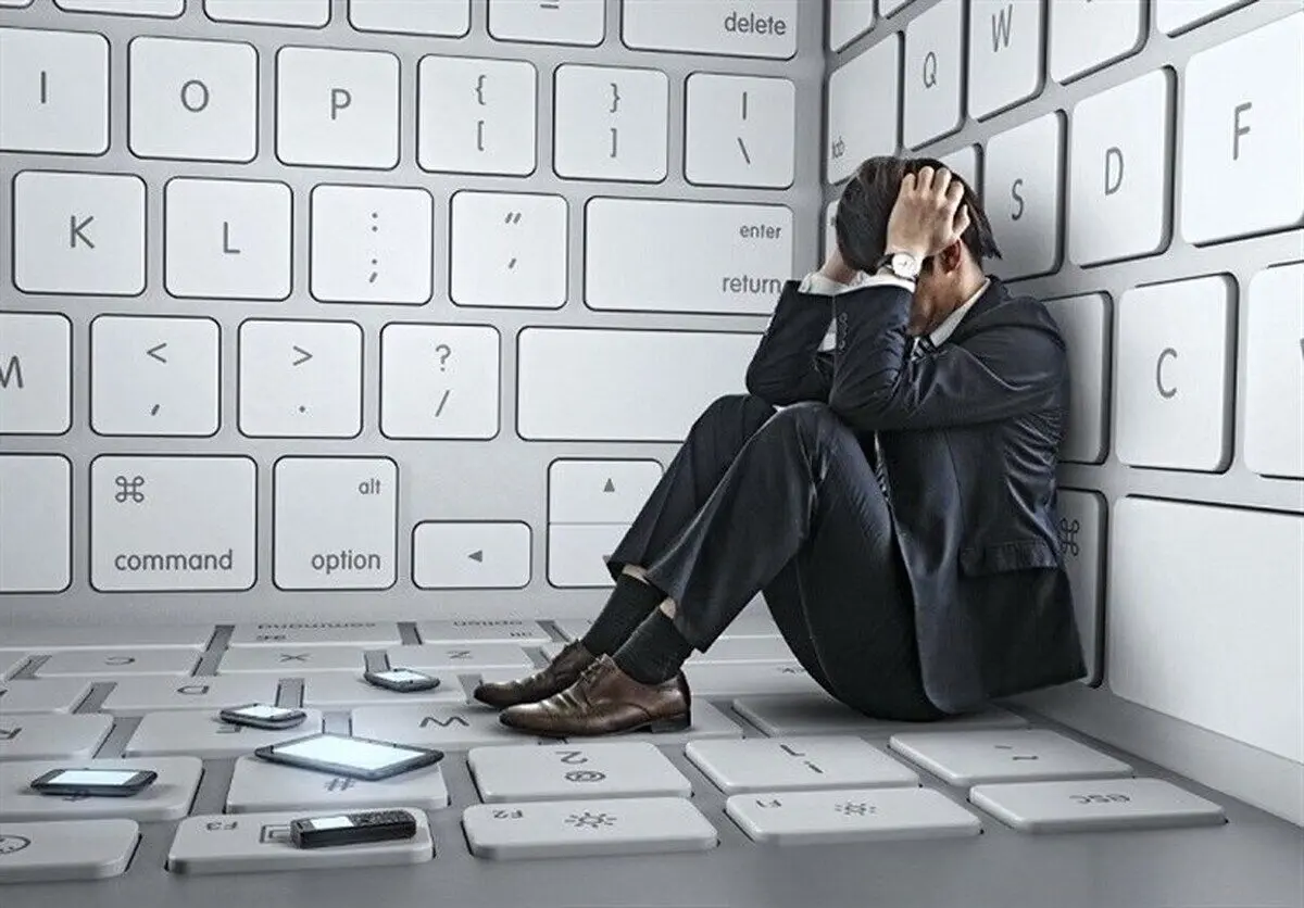 تاثیرات و مجازات کامنت‌های منفی در فضای مجازی