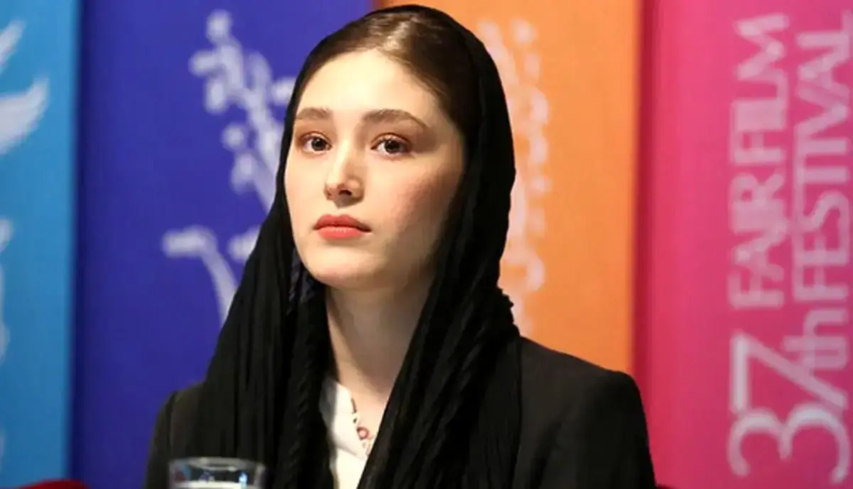 فرشته حسینی، همسر افغانستانی نوید محمدزاده: مادرم انقدر قشنگ بود که تو دوران جنگ پدربزرگم می‌ترسید بدزدنش، فرار میکنن پاکستان و بعد میان ایران + ویدیو