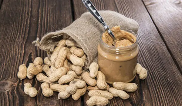 پیوند مدفوع؛ درمان عجیب آلرژی به بادام زمینی