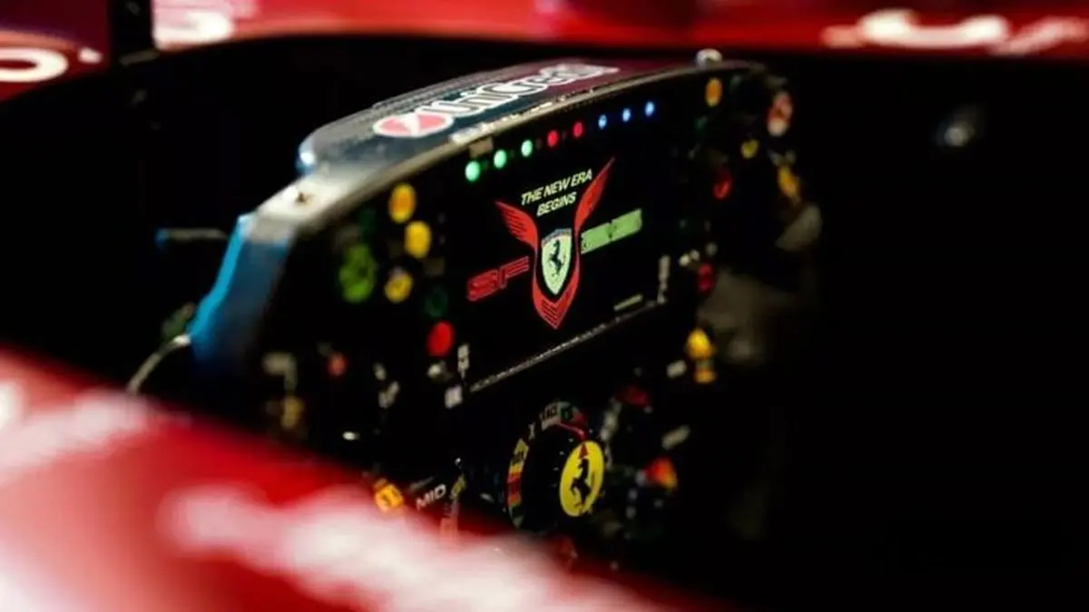 پیچیده‌ترین فرمان خودرو در دنیا | فرمان فرمول یک