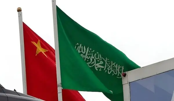 عربستان با پرونده هرمز راهی چین شد
