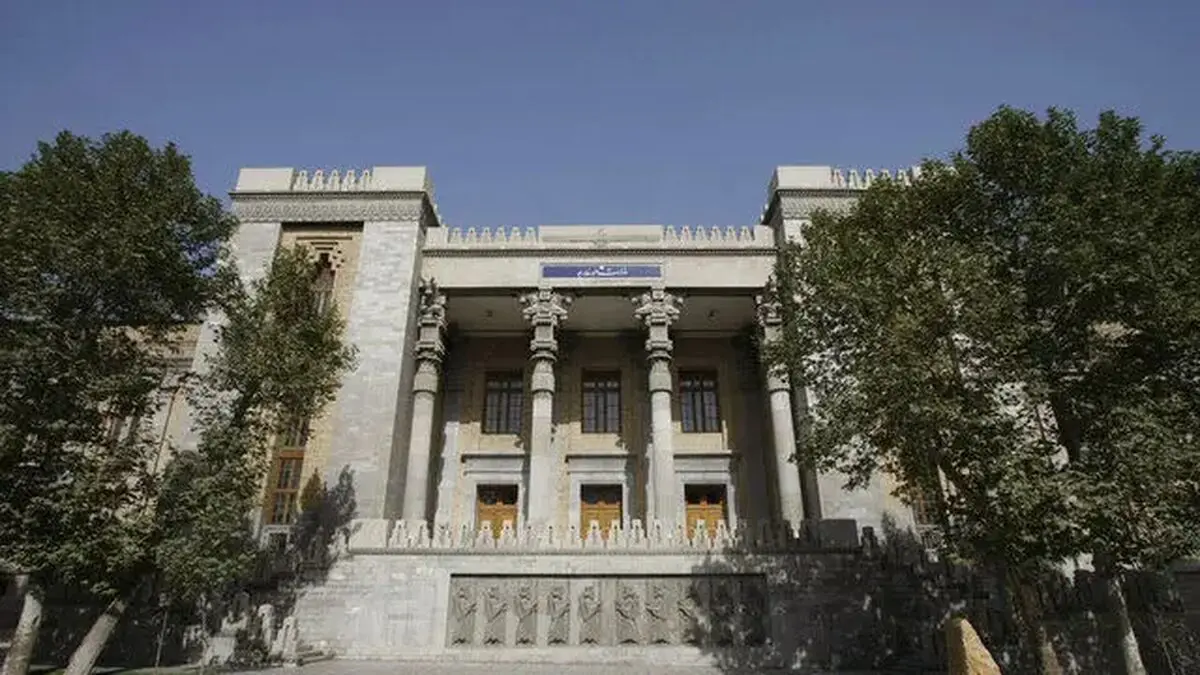 بیانیه وزارت خارجه در واکنش به ادعاهای انگلیس علیه ایران| این عملیات پرچم دروغین
است